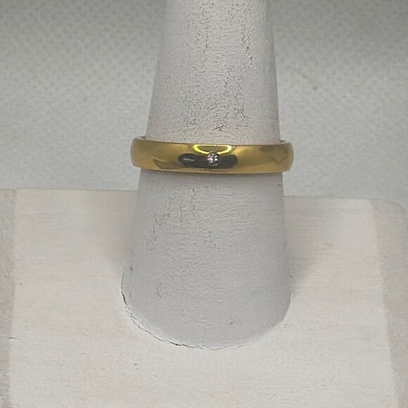 NWOT Size 10 1/2 Stainless steel band with solitaire zircon stone - Picture 1 of 4